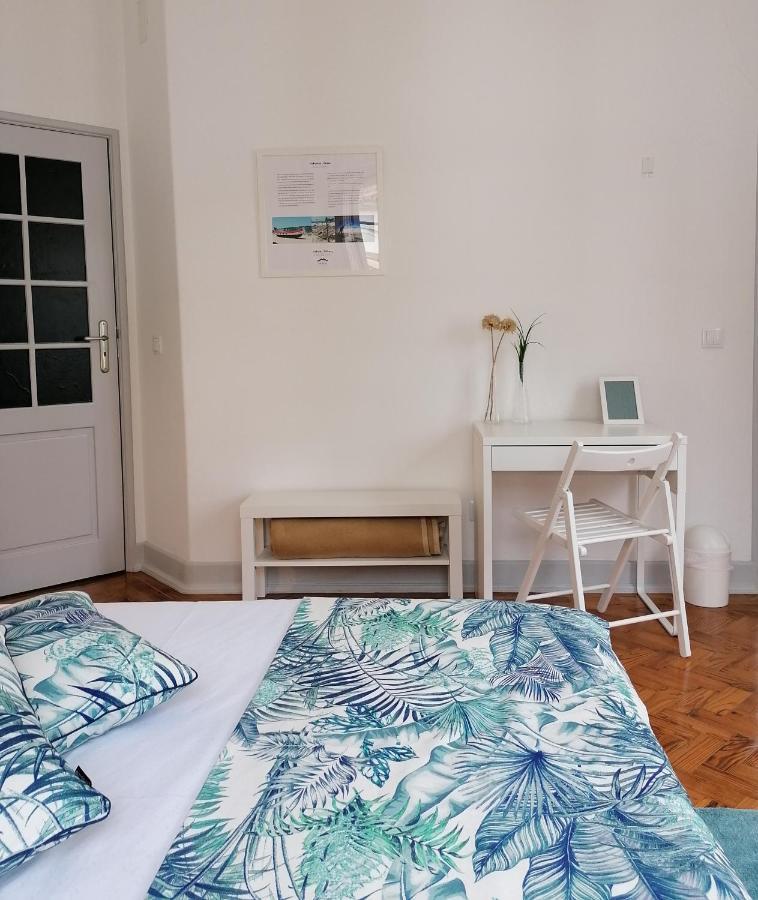 Hostel Rossio Алкобаса Екстер'єр фото