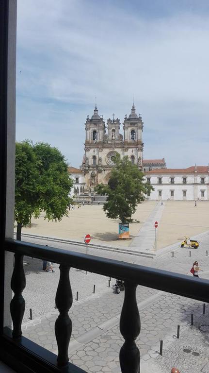 Hostel Rossio Алкобаса Екстер'єр фото